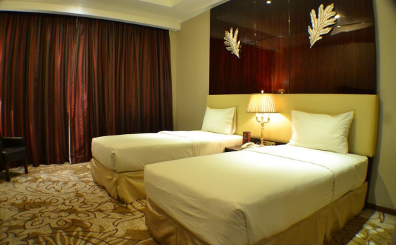 Twin bed di Sutan Raja Hotel and Convention Centre