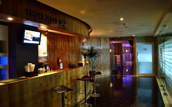 Bar di Swiss-Belhotel Mangga Besar Jakarta