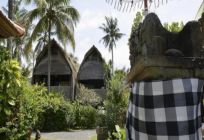 Anom Beach Hotel Bar & Restaurant