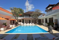 Villa Agung Beach Inn