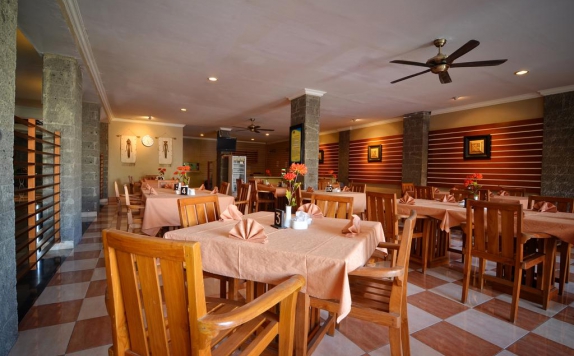 restaurant di Taman Rosani Hotel & Villa