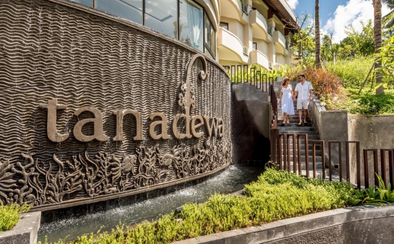 Tampilan Eksterior di Tanadewa Resort and Spa