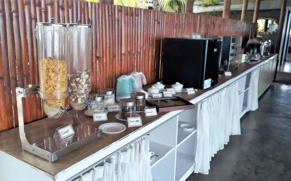 Food & Beverages di Tasik Ria Resort & Diving