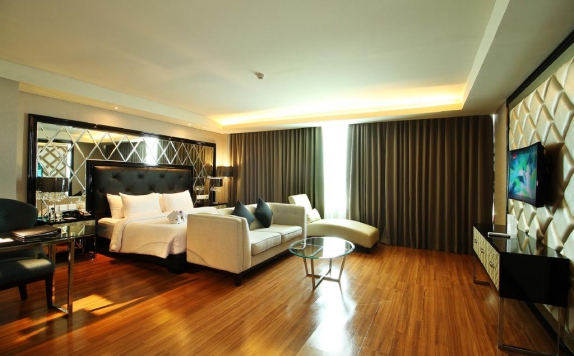 Guest Room di The Alana Hotel and Convention Center Solo