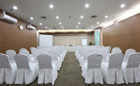 Meeting room di The Aryaduta Suites Hotel Semanggi