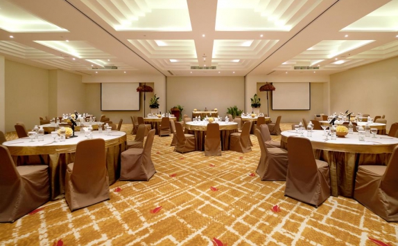 Meeting room di The Bandha Hotel & Suites