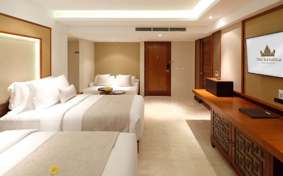 Tampilan Bedroom Hotel di The Bandha Hotel & Suites