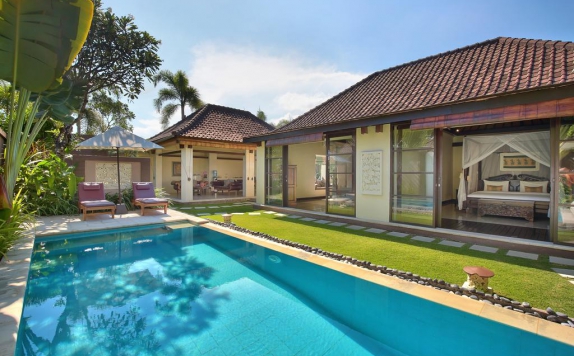 Swimming Pool di The Bli Bli Villas & Spa