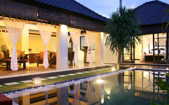 Swimming Pool di The Bli Bli Villas & Spa