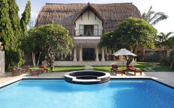 Swimming Pool di The Bli Bli Villas & Spa