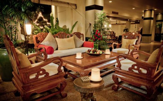 interior di The Breezes Bali Resort and Spa