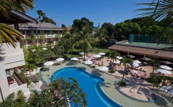 surroundings di The Breezes Bali Resort and Spa