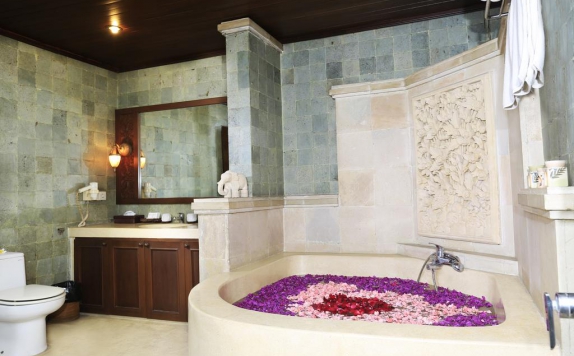 Bathroom di The Citta Luxury Residence