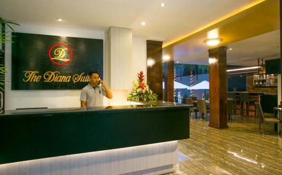 Tampilan Resepsionis Hotel di The Diana Suite Tuban