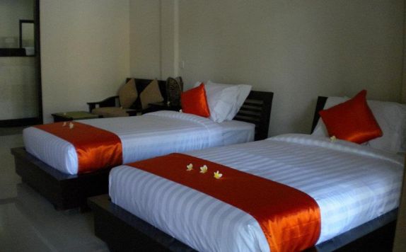 guest room twin bed di The Evita Villa