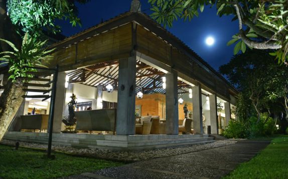 Eksterior Hotel di The Graha Cakra Bali