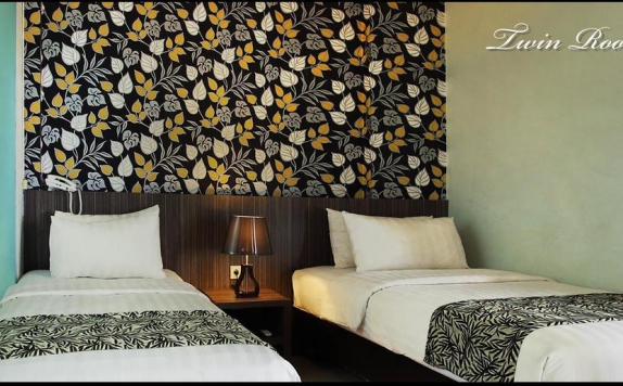 Guest room di The Green Hotel Bekasi