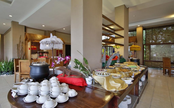 food and beverages di The Jayakarta Suite - Komodo Flores