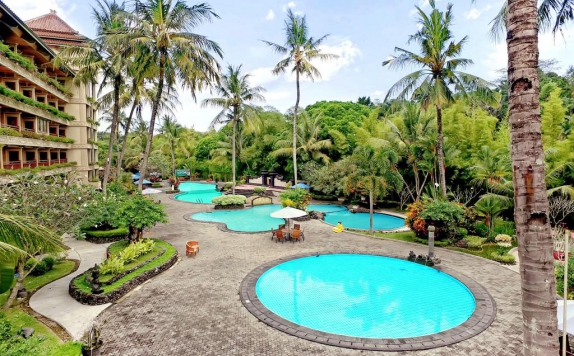 Swimming Pool di The Jayakarta Yogyakarta