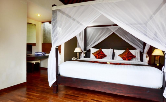 Tampilan Bedroom Hotel di The Khayangan Dreams Villa Umalas