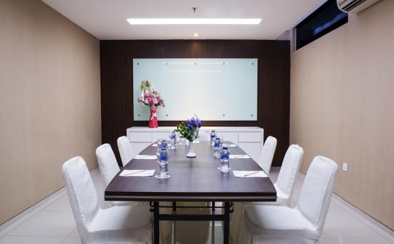 Meeting Room di The Life Hotels