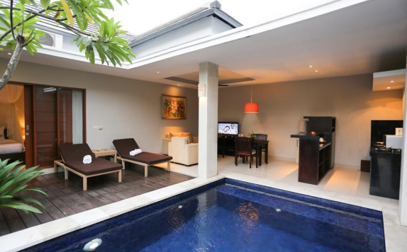 Swimming Pool di The Light Exclusive Villas & Spa