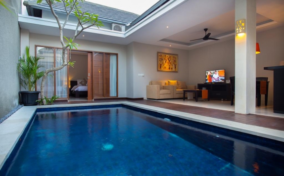 Swimming Pool di The Light Exclusive Villas & Spa