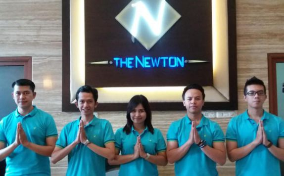  di The Newton Hotel