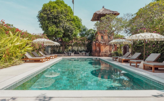 Swimming Pool di The Pavilions Bali