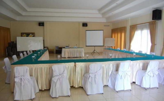 Meeting Room di The Radiant Bamboo Village