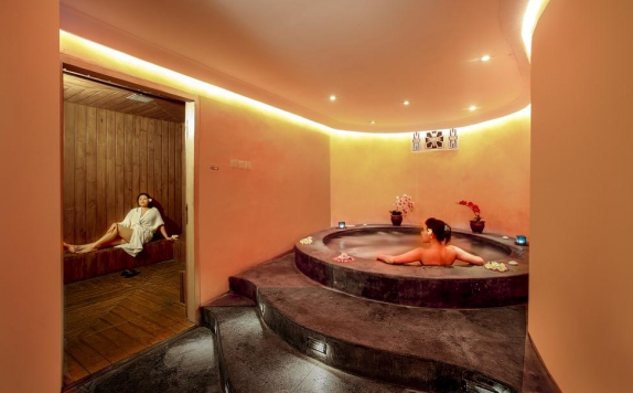 Bathroom di The Radiant Hotel & Spa