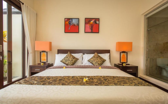Tampilan Bedroom Hotel di The Reika Villas by Nagisa Bali