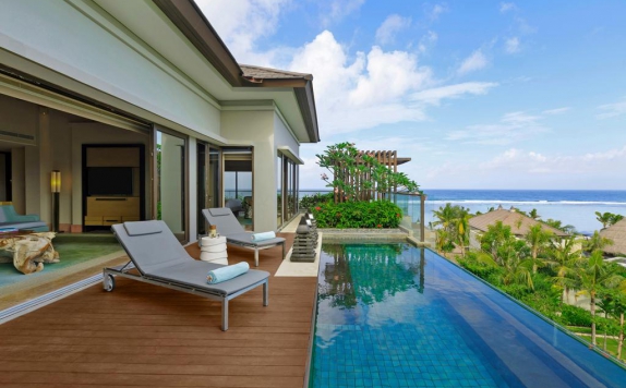 Bedroom di The Ritz-Carlton Bali Villas