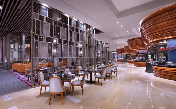 Restaurant di The Ritz Carlton Mega Kuningan Jakarta