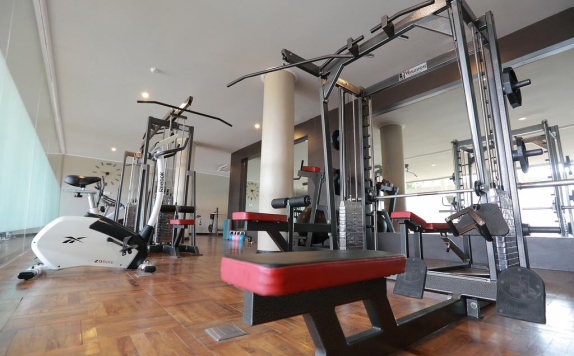 Gym and Fitness Center di The Singhasari Resort and Convention