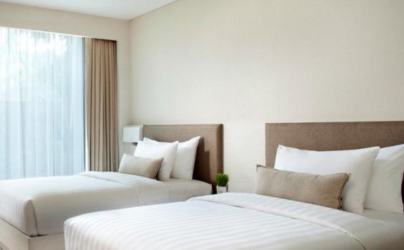 guest room twin bed di The Stones Hotel