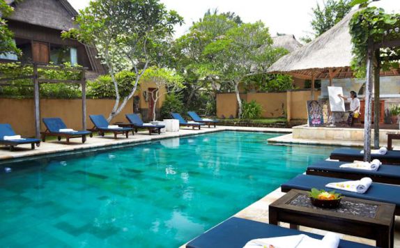Swimming Pool di The Sungu Resort And Spa