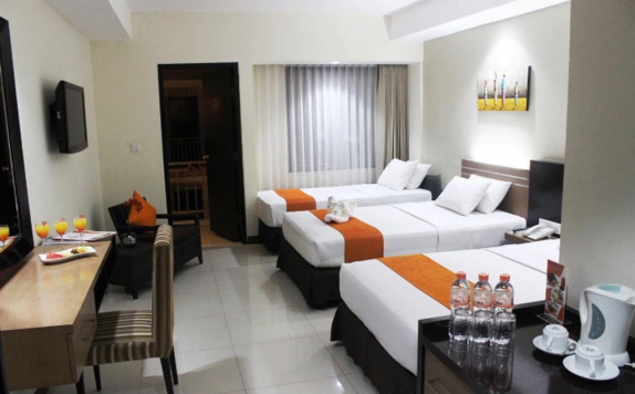 Guest Room di The Sunset Hotel & Restaurant