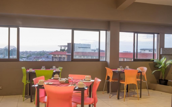 restaurant di The Sunset Point Hotel