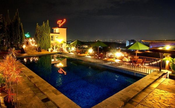 Swimming Pool di The Valley