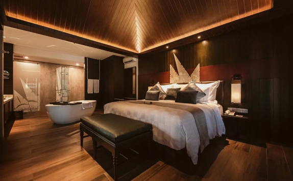 bedroom di The Vira Bali Hotel