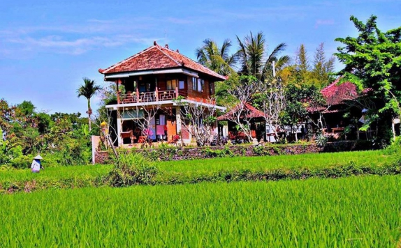 Tampilan Eksterior Hotel di The White Villas Ubud