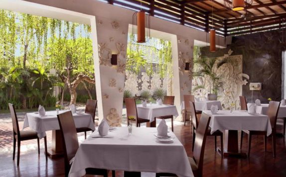 Restaurant di The Wolas Villa & Spa