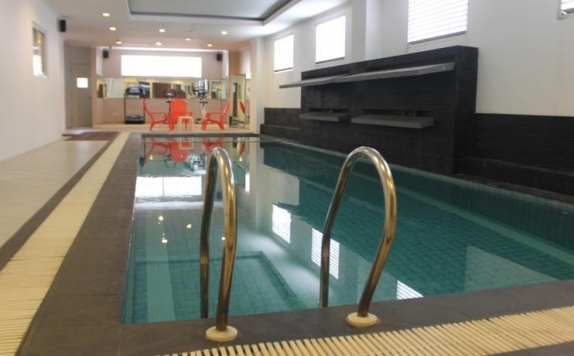 Swimming Pool di T Hotel Jakarta