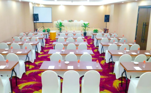 meeting room di Travellers Hotel Phinisi