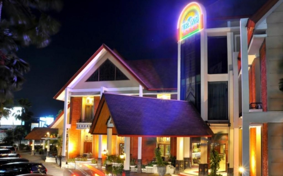 Eksterior di Tryas Hotel Cirebon