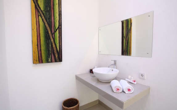 bathroom di Ubad Retreat