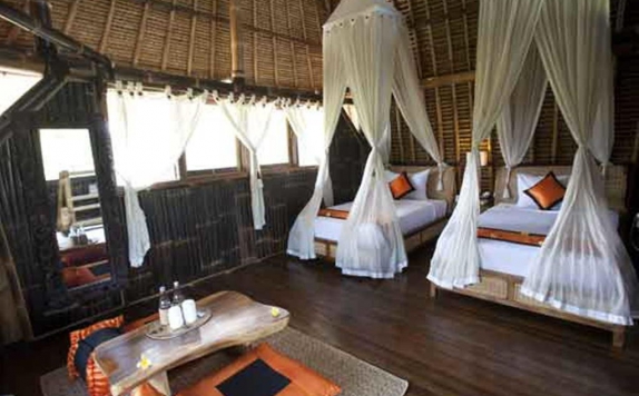 guest room twin bed di Ubud Hidden Villas