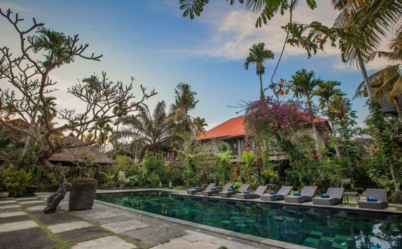 Swimming Pool di Ubud Inn Resort