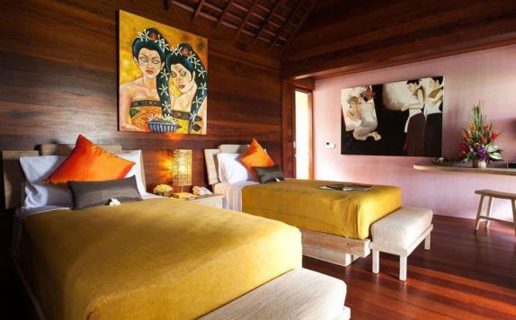 guest room twin bed di Ubud Padi Villas